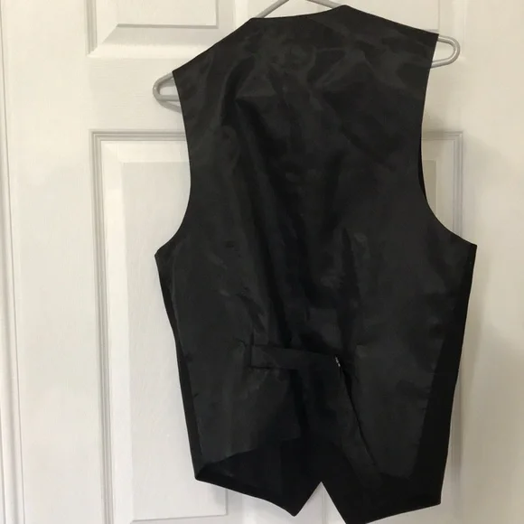 Perry Ellis Vest - Picture 5 of 8